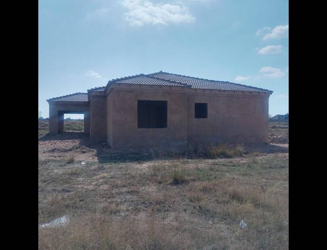 4 BEDROOM HOUSE FOR SALE IN HAAKDOORNBOOM